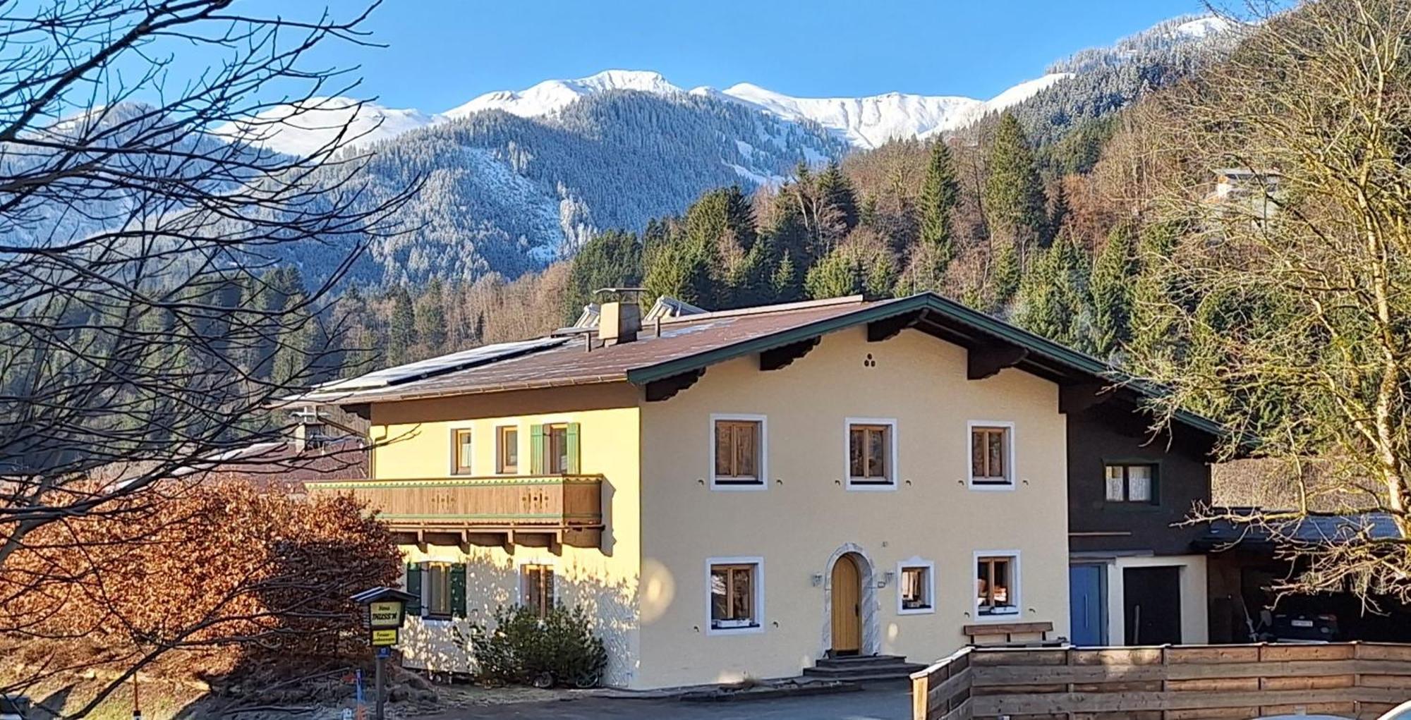 Apartmenthaus Thussn, Cozy & Quiet Location, Hiking & Mtb, Кирхберг ин Тирол Екстериор снимка