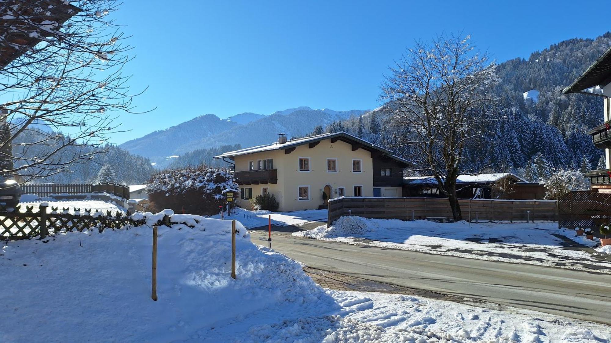 Apartmenthaus Thussn, Cozy & Quiet Location, Hiking & Mtb, Кирхберг ин Тирол Екстериор снимка